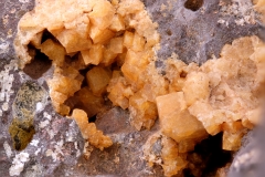 15-Chabasit-gelb-Reichenbach Bildbreite 70mm